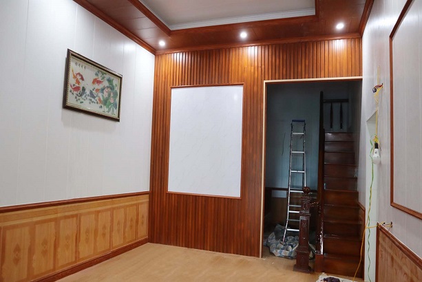 Công Trình Tấm Nhựa Ốp Tường Giả Đá Tại Biệt Thự